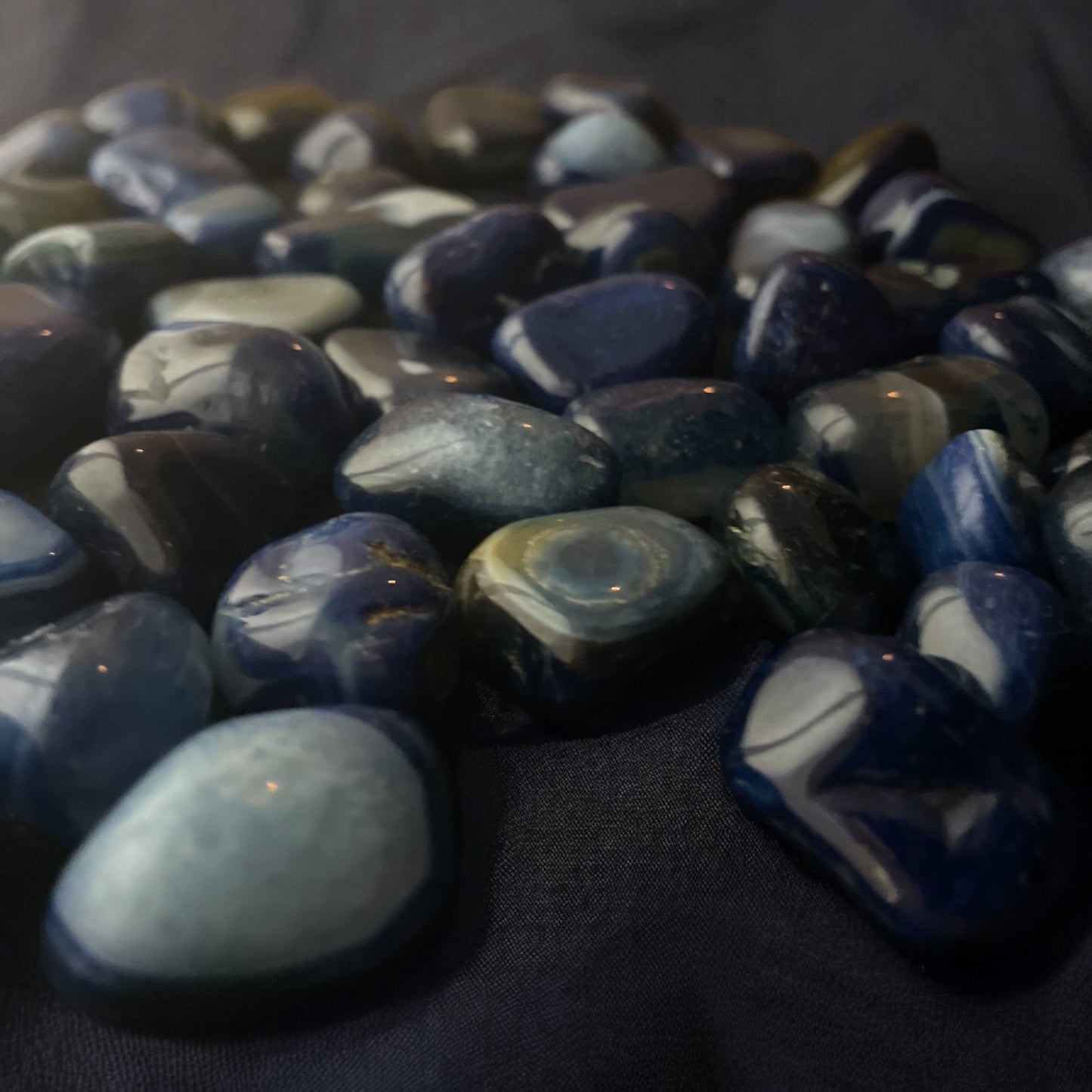 Blue Agate Tumbled Stone