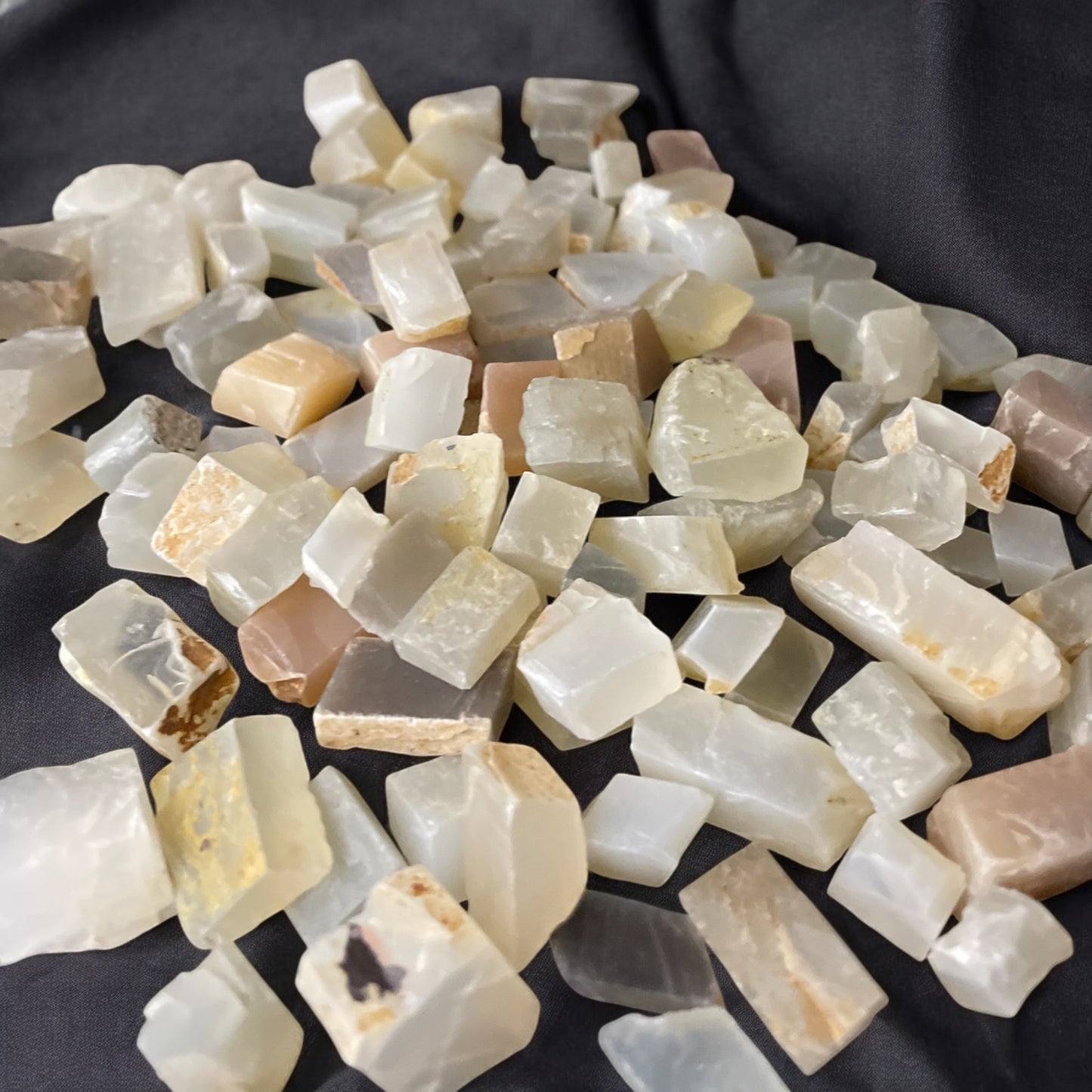 Moonstone Rough Chips