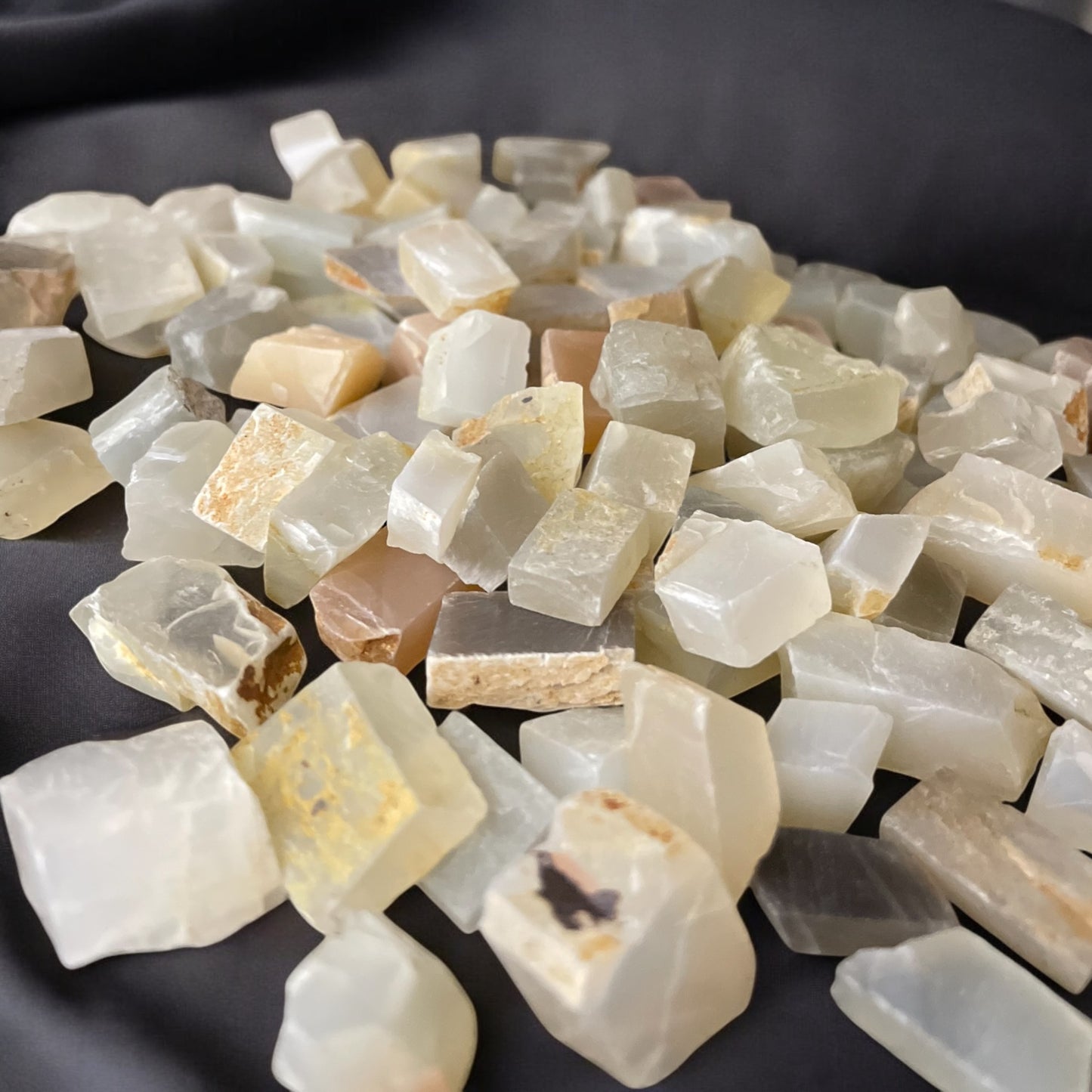 Moonstone Rough Chips