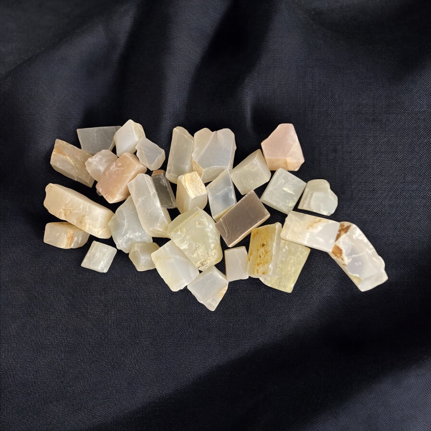 Moonstone Rough Chips